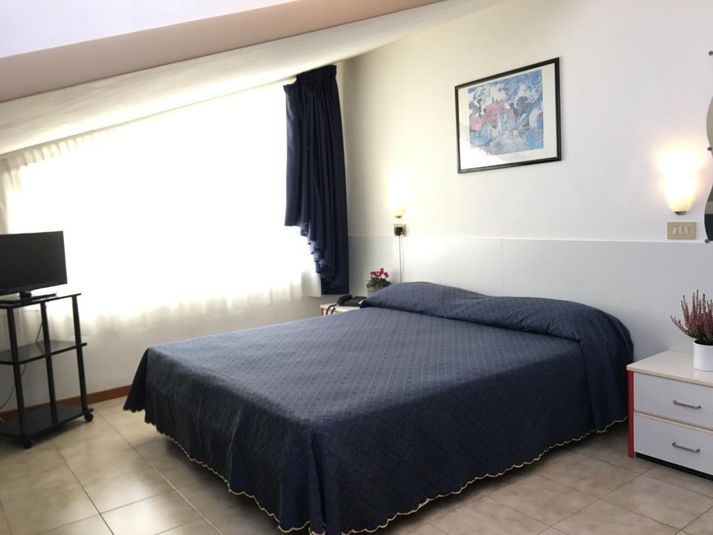 Hotel Zodiaco Lido di Jesolo Eksteriør billede