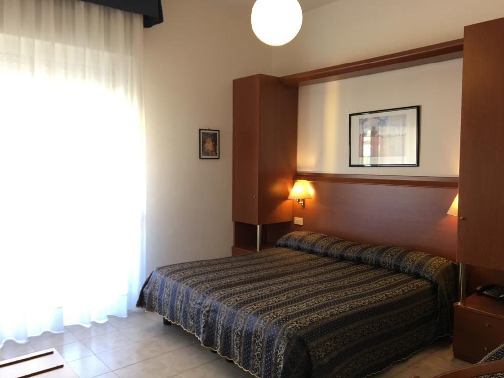 Hotel Zodiaco Lido di Jesolo Eksteriør billede