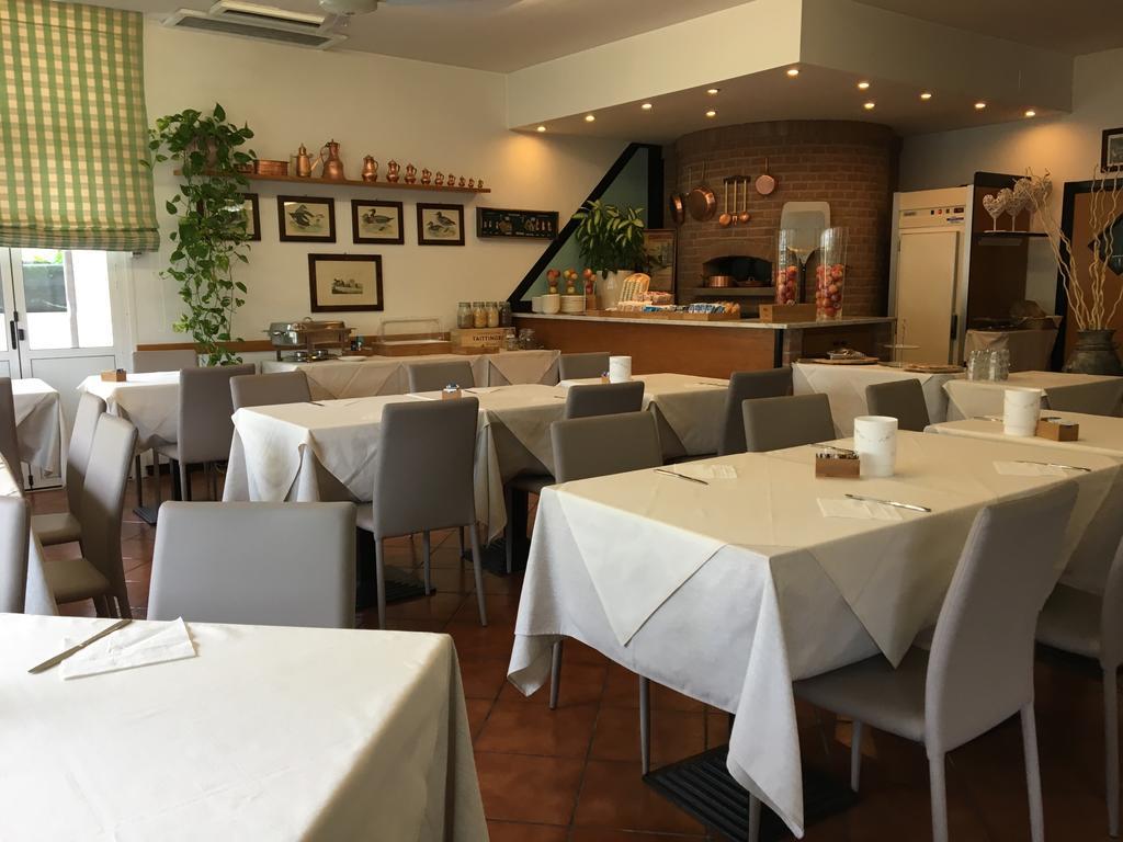 Hotel Zodiaco Lido di Jesolo Eksteriør billede