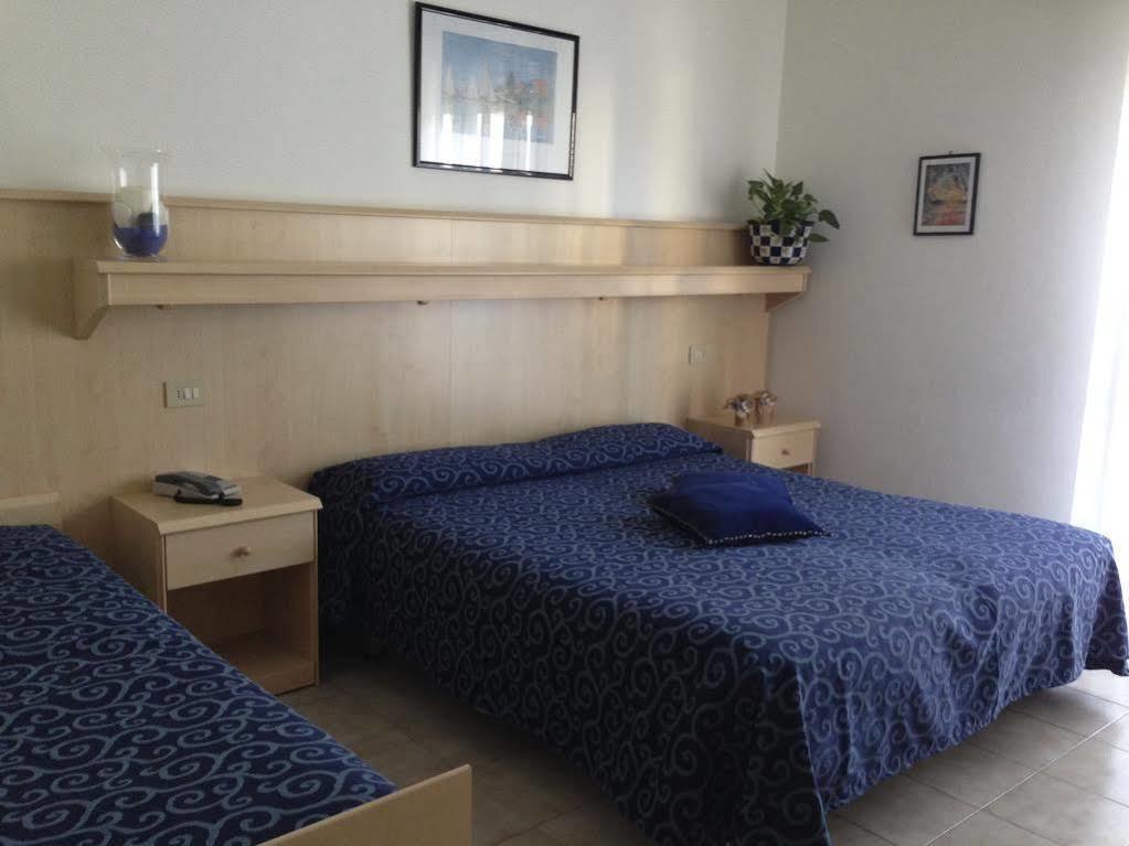 Hotel Zodiaco Lido di Jesolo Eksteriør billede